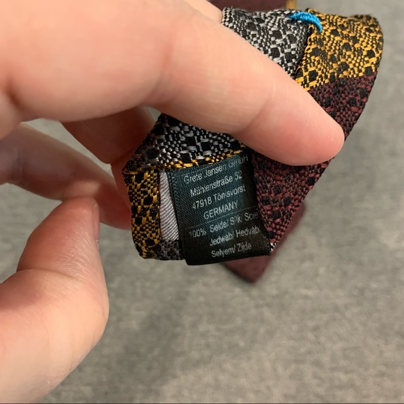 ☀️ 3/$15 Blick Stripe Tie - Picture 2 of 3